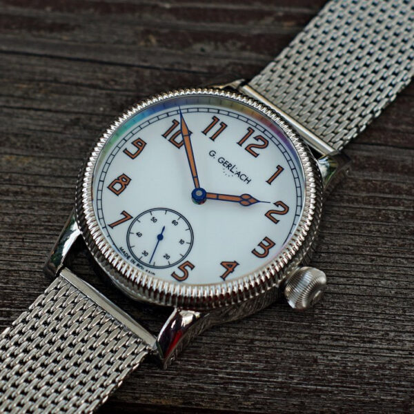 Zegarek Pm36 z białą tarczą